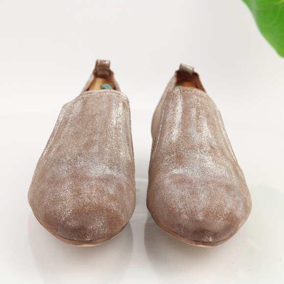 Seychelles Womens Bootie Size 8 Distress Silver Metallic Slip On Shoes Point Toe - Picture 2 of 12